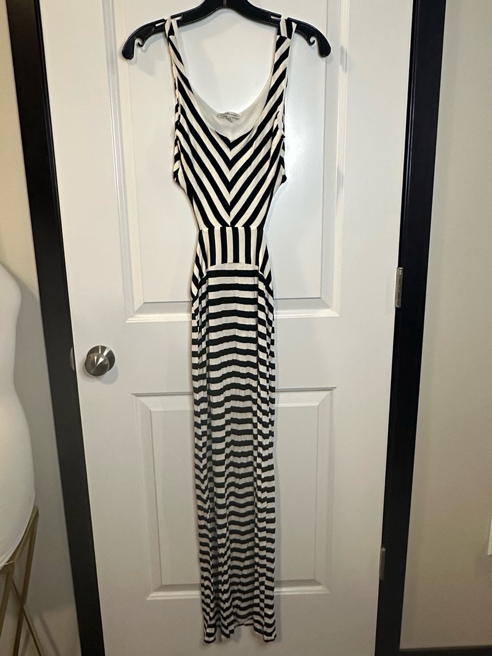 Charlotte Russe Black & White Striped Cutout Maxi Dress Chic Side Waist | XS